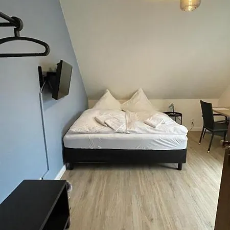 Gaestehaus Ivonne Bed & Breakfast *